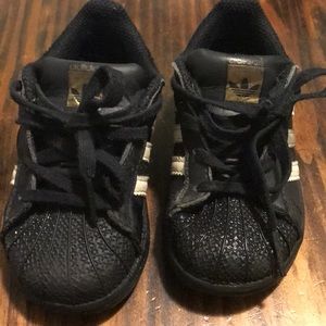 Used adidas superstar shoes